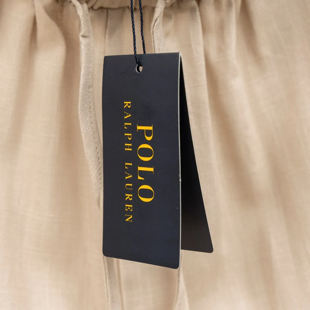 P270 top version (different currencies) You can scan the QR code to enter the official website. Style: Ralph Lauren POLO linen old money style embroidered trousers. Color: Picture color. Size: S-L. Fabric: Linen. Accessories: Full set of customized accessories. No gender distinction. Same style for men and women.